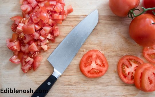 Chopped Tomatoes vs. Whole Tomatoes