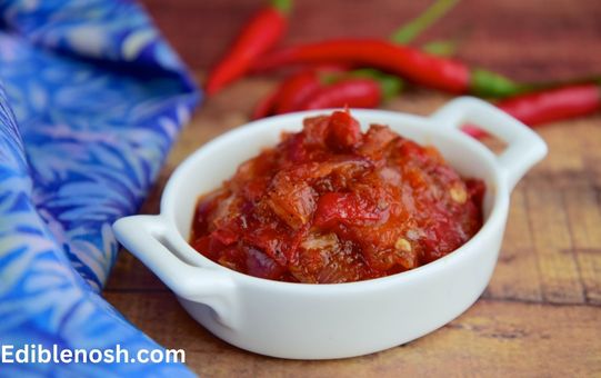 How to Use Crushed Tomatoes in Chili