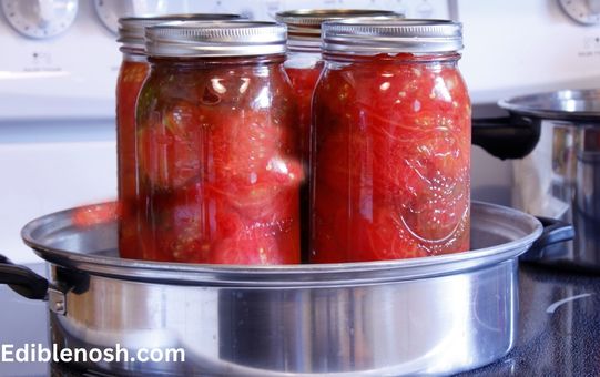 enhances the sweetness of the tomatoes